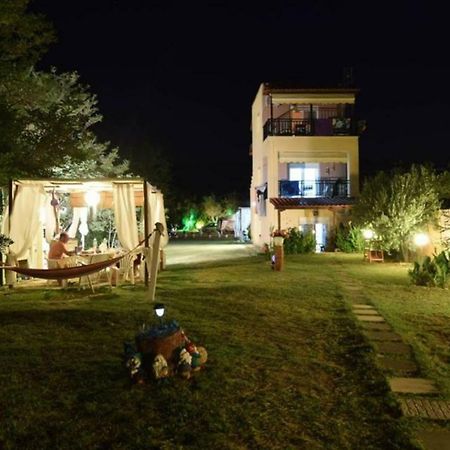Lia'S Beach House Agios Nikolaos  Exterior photo