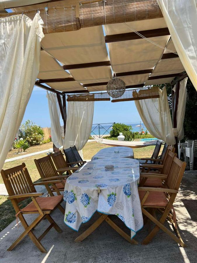 Lia'S Beach House Agios Nikolaos  Exterior photo