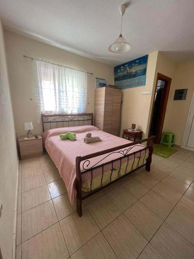 Lia'S Beach House Agios Nikolaos  Exterior photo