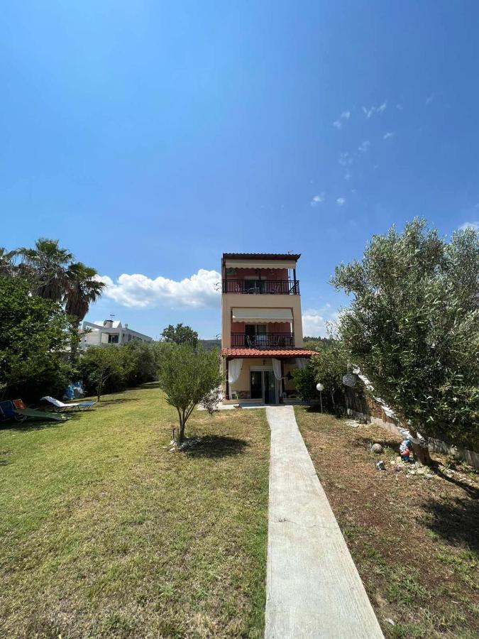 Lia'S Beach House Agios Nikolaos  Exterior photo