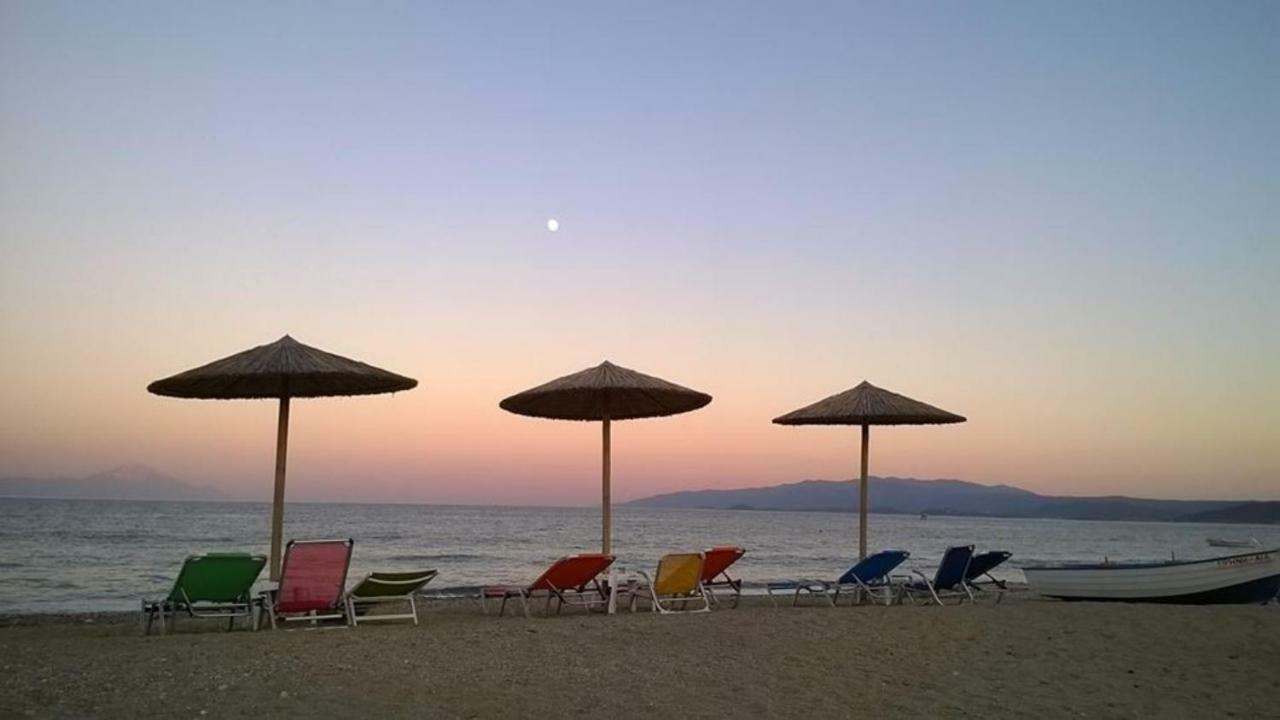 Lia'S Beach House Agios Nikolaos  Exterior photo